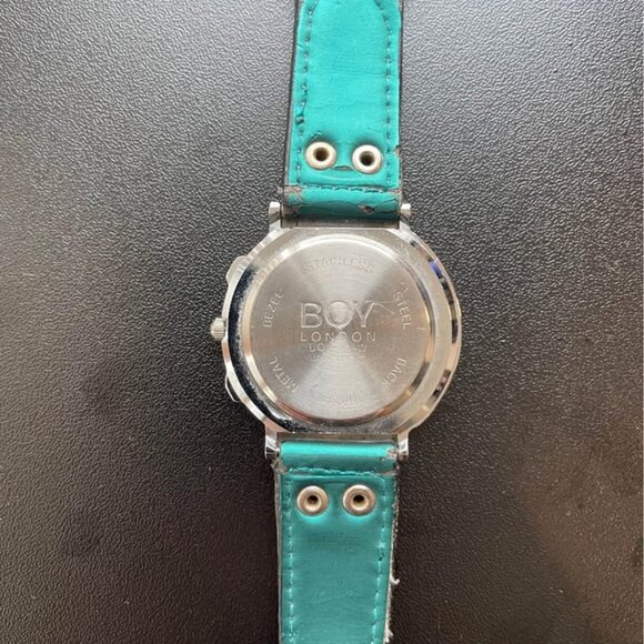 Vintage 90s Boy London Watch Genuine Leather - Picture 8 of 9